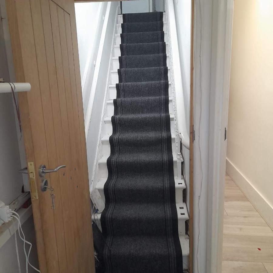 Self-Contained Flat On The 2Nd Floor You Will Share With One Other Guest, In A Family House 2 Minutes Walk From Tufnell Park Station 2Nd Floor With Stairs Лондон Екстериор снимка