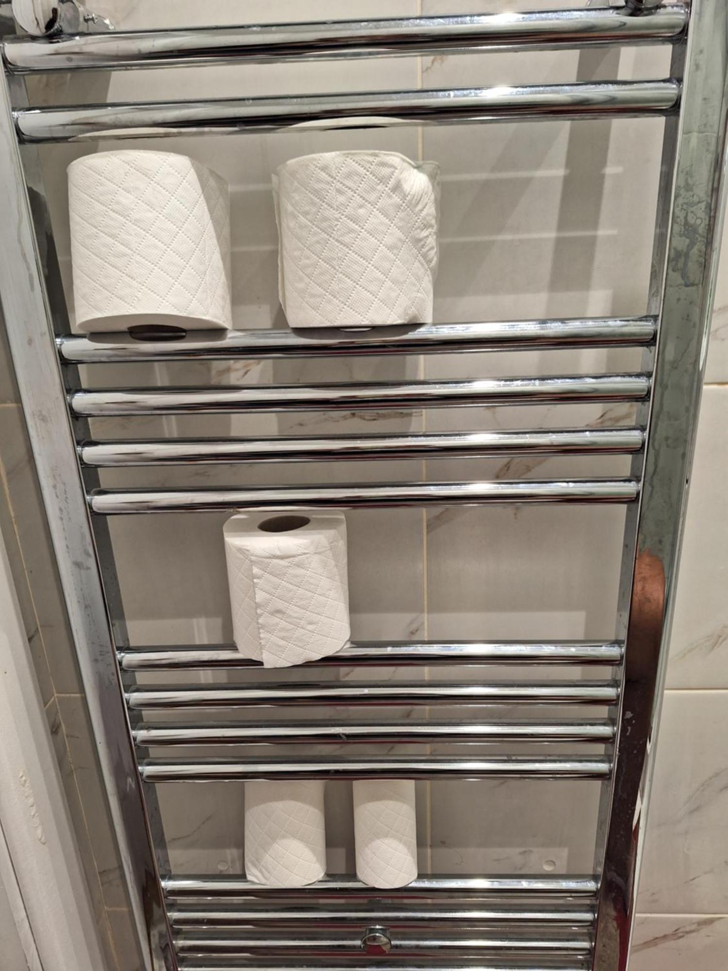 Self-Contained Flat On The 2Nd Floor You Will Share With One Other Guest, In A Family House 2 Minutes Walk From Tufnell Park Station 2Nd Floor With Stairs Лондон Екстериор снимка